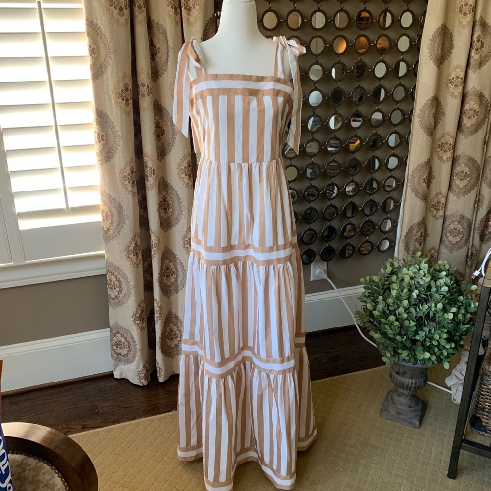 Stunning Striped Maxi Dress, NWOT, size medium